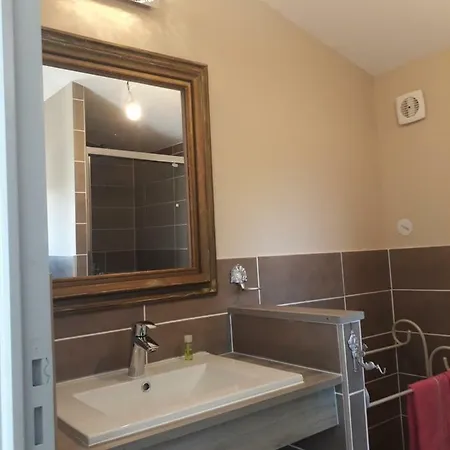 Guest house Aux Roses De L'etang Capestang