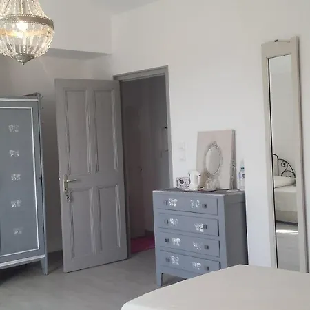 Pensión Aux Roses De L'etang *