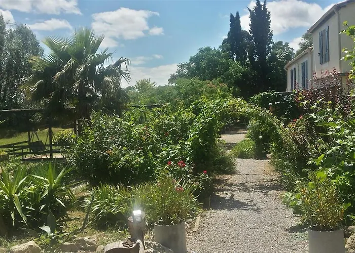 Aux Roses De L'etang Πανσιόν