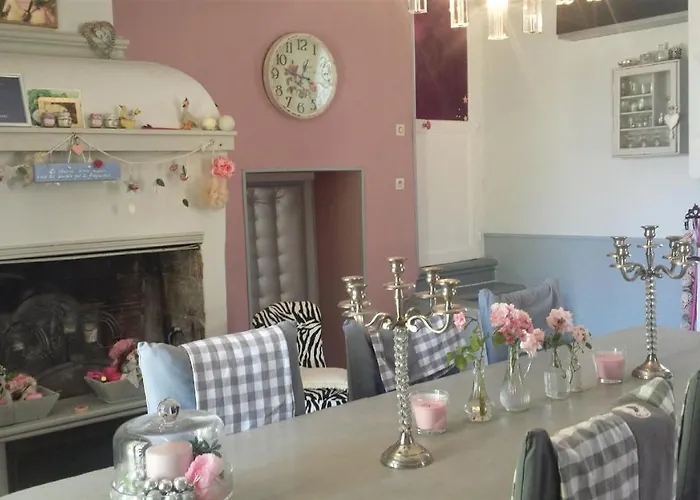 Πανσιόν Aux Roses De L'etang